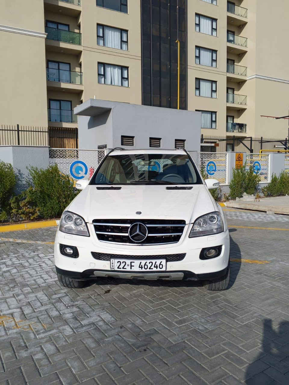 سلام عليكم ورحمة سيارة مارسدس موديل 2006 بيع او مراوس حسب القناعه كير مكينه تحويل او وكاله سيارة جاهزه خير من الله اي نقص مابيها فول سعر 118 ورقه بيع او مراوس مكاني بغداد البياع متواجد واتساب رقم الهاتف ***********
