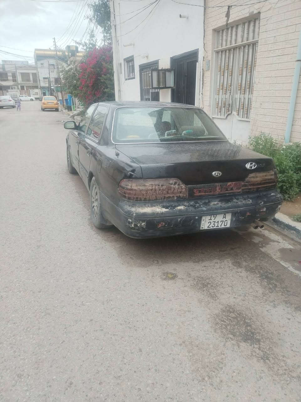 للبيع هونداي  اجراندر  موديل 93 رقم كربلاء  انكليزي بسمي  سعر 25 وبيه مجال قليل  مكاني كربلاء حي الطباء ***********
