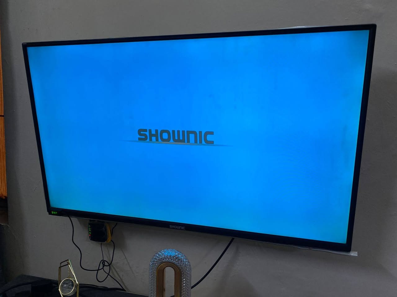 حجم 43 شونك
بدون نت 

مكان حي الجامعة 

***********
