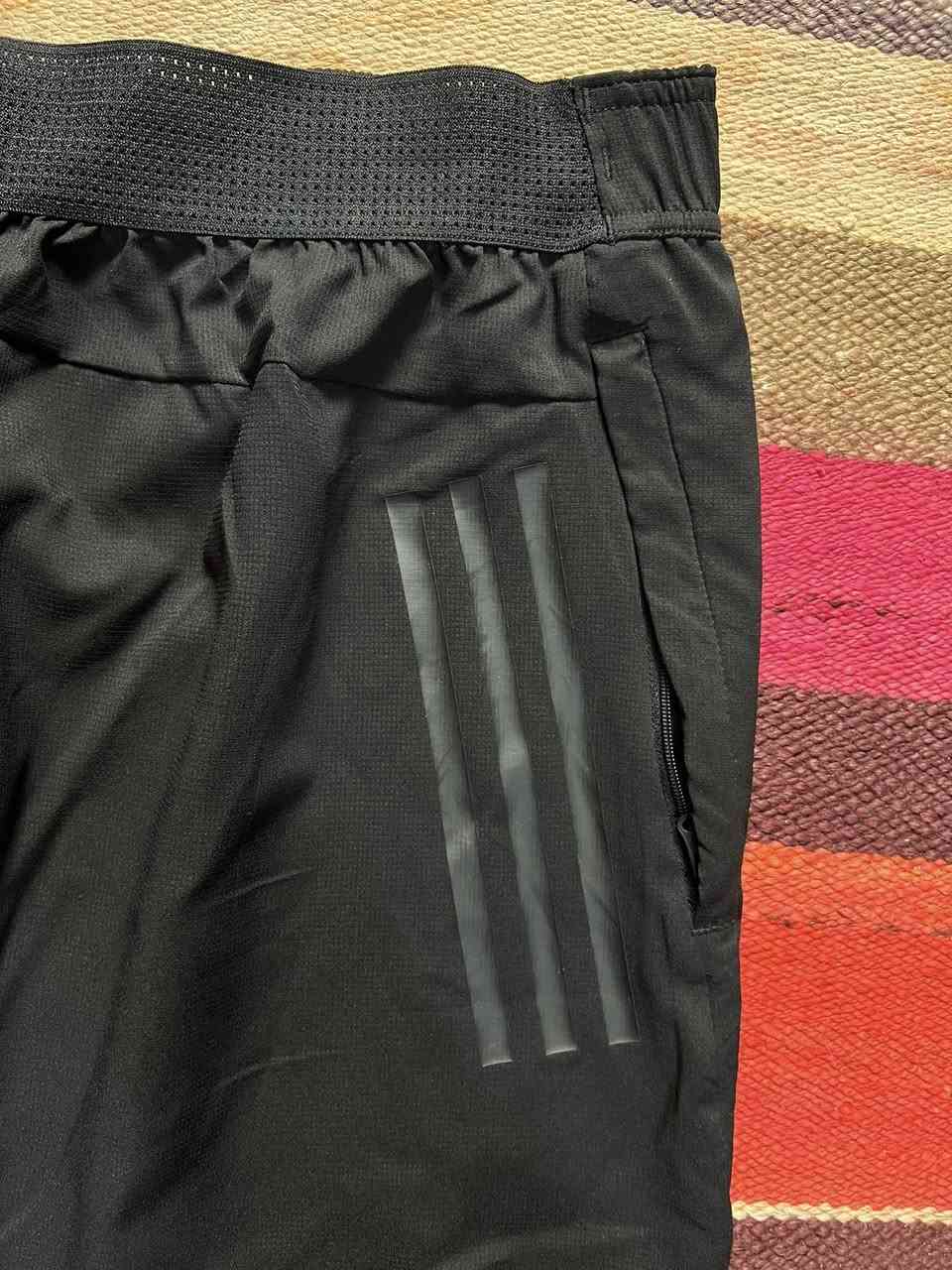 اديداس رياضي
حديث اورجنال سبشل شعار سيفتي

قياس ٢ اكس 
السعر والحجز مراسله الصفحه او واتساب


**إذا كنت صاحب هذا الإعلان وتريد حذفه لأي سبب، رجاءا أرسل رسالة إلى الدعم الفني**