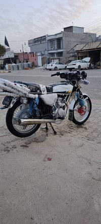 للبيع 0777 449 1908