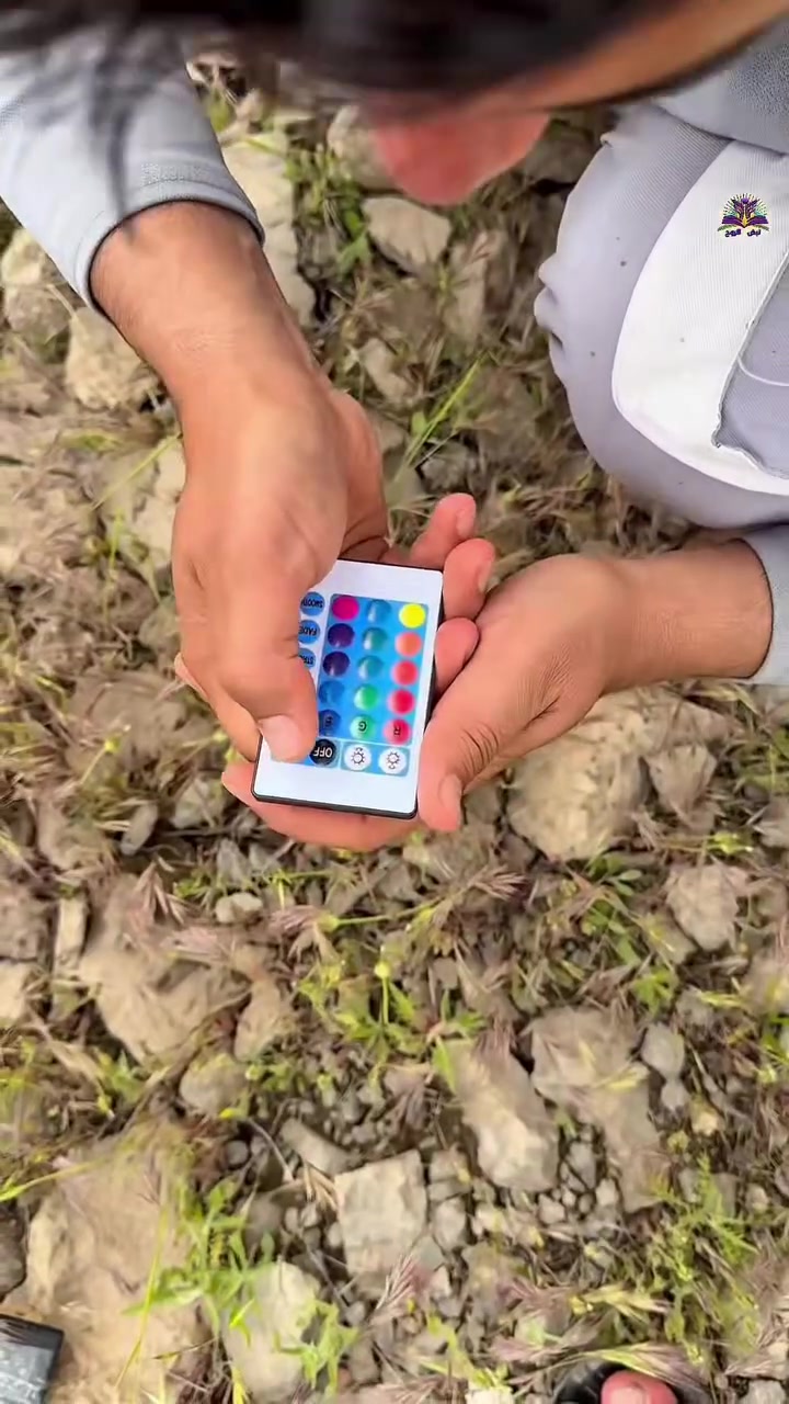دراسه يدوي 😁😱 @إشارة #نبض٠الروح


**إذا كنت صاحب هذا الإعلان وتريد حذفه لأي سبب، رجاءا أرسل رسالة إلى الدعم الفني**