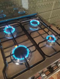 طباخ يونفرسال ايطالي نظام بوري اخو الجديد حجم 60 ×60 راسلو خاص او اتصل...