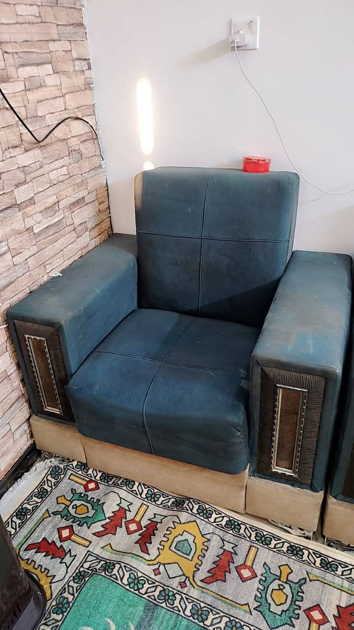 تخم مستعمل للبيع سعره  85 الف تركي خزنه داخله كله وبي مجال بسعر
الاستفسار التصال او المراسله عله الرقم ***********
