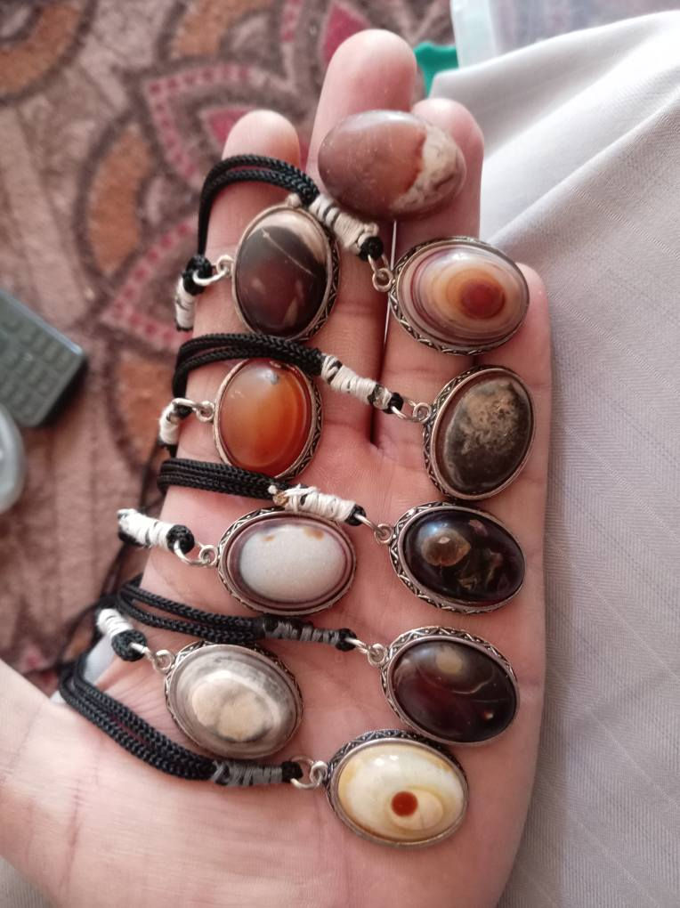 9 كلايد سليماني وياهن حجرة هم سليماني العنوان ناصرية السعر على الخاص رقم الهاتف *********** ناصرية, ذي قار
