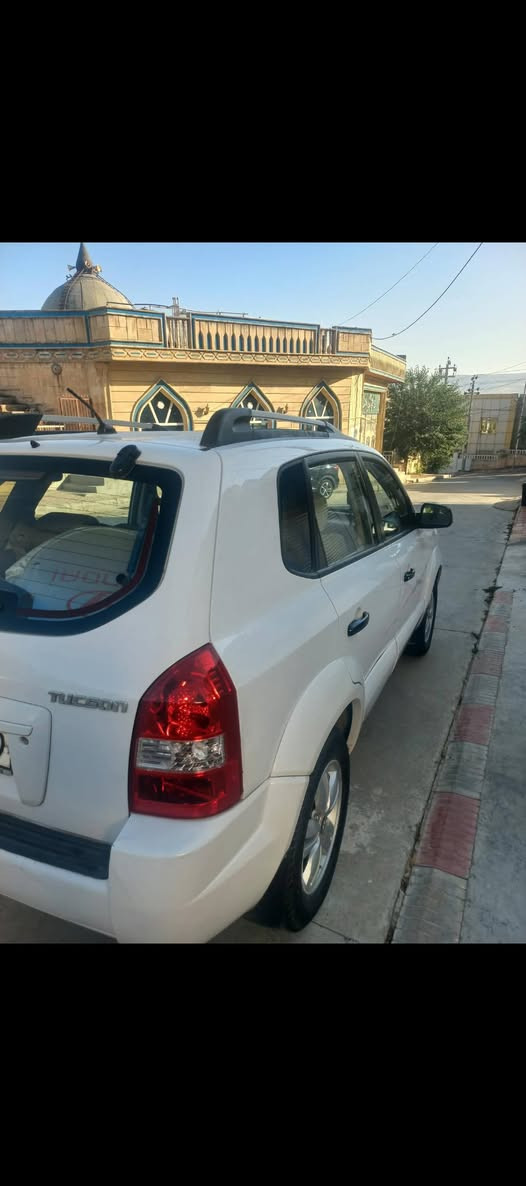 هۆندا تێکسۆن مۆدێل ٢٠١٠ سەیارەکە هیچ بۆیاخو لێدراوی نیە هەموو گیانی بەشەرت گیرومکینەو کارەبای بەشەرت سەنەوی تازەیە تا ٢٠٢٩ نرخی ١٢٣ گەڵاو معامەلەیە برایانە تەلەفون *********** السليمانية, العراق
