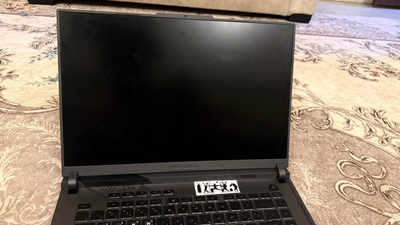 سلام عليكم 
Asus Rog strix g16 العظيمه
i7 13HX قابل لكسر السرعه 
Rtd 4060   8g
16 ddr5 
512 m.2 
 سبب البيع راح احول ماك لابتوب من بعد تجربتي وياها بدون ألعاب فقط شغل أنظمه وبروسس كرت شاشة قليل اشغله لان ممحتاجه عظيمه الروگ 
سعرها      1650,000الف دينار عراقي بيها مجال كلش بسيط بغداد, العراق


**إذا كنت صاحب هذا الإعلان وتريد حذفه لأي سبب، رجاءا أرسل رسالة إلى الدعم الفني**