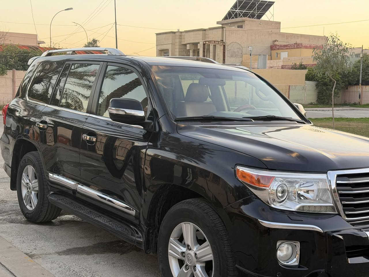 جكساره موديل 2013 للبيع
السياره فول مواصفات للأخير
بيها بارد بكد الأصبع يعني سياره كلين 
الممشى 180 الف  
مكاني الموصل للتواصل رقم الموبايل***********
