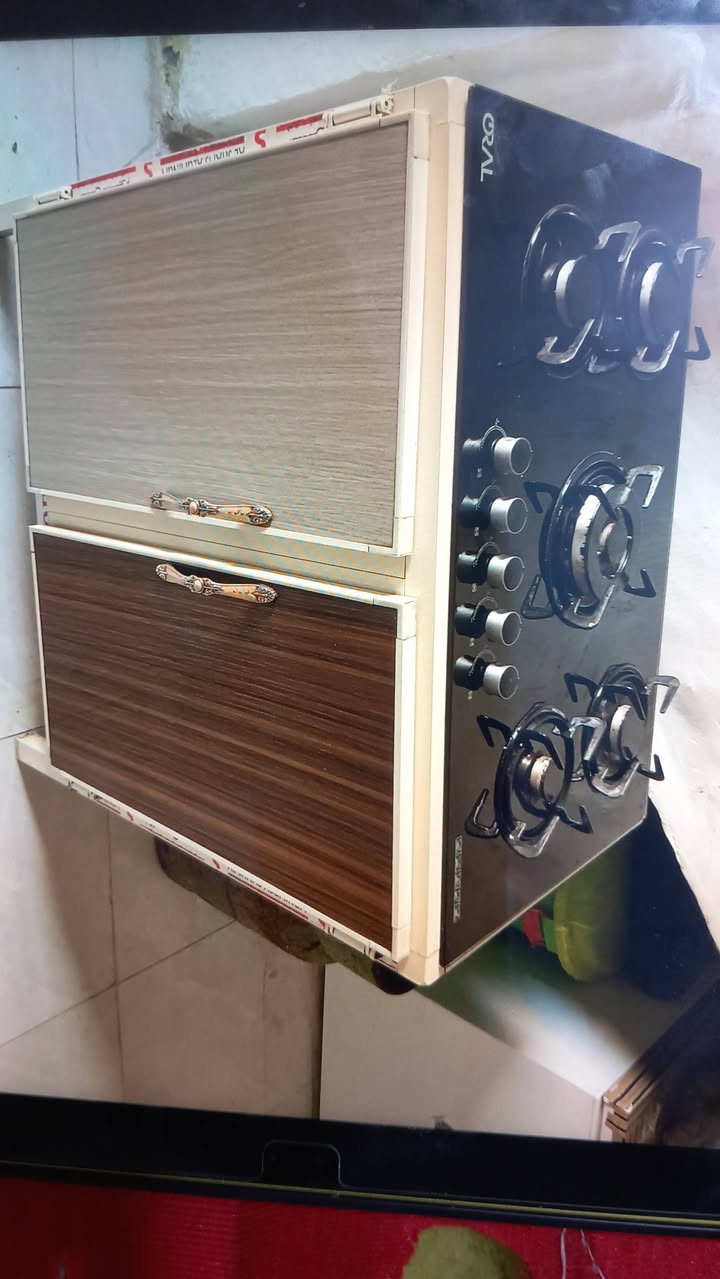 أوفن سعره 60 ألف
طباخ هوه والكاونتر 150 ألف قفل
العنوان بصره حيانيه 
رقم تليفون ***********
*********** هذا الرقم وات ساب
