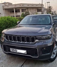 جيب كراند شيروكي موديل 2023  رقم بغداد وارد امريكي لمتد  فوول مواصفات ...