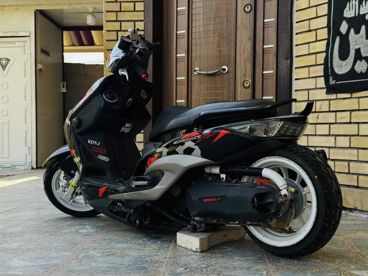 السلام عليكم من رخصة الادمنية المحترمين 
سكنس لد للبيع 
مزودة ومعروفه مكينة 58 بلاد
ويل خلفي 
شيال راجع
جكات تصعد وتنزل 
صالنصة يوشمارا
ويالة رياضي تايرات جلاتين
صدر امامي ماركة معروفة وقوية 
فلنجة ودسك رياضي 
كلجات امامي خلفي رياضي
سبايدر تي ماكس قطعتين 
لايت امامي زنون 
اشاير لد 
تدفئة 
مكانة كربلاء طويريج 
***********
