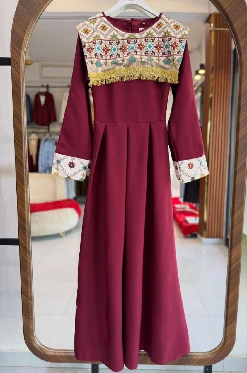 فستان رمضاني 🌙🌙
القماش دابل ايطالي 
القياسات 38,40,42,44,46,48
الموديل 3 الوان (اسود-ماروني-جوزي) 🔥


**إذا كنت صاحب هذا الإعلان وتريد حذفه لأي سبب، رجاءا أرسل رسالة إلى الدعم الفني**