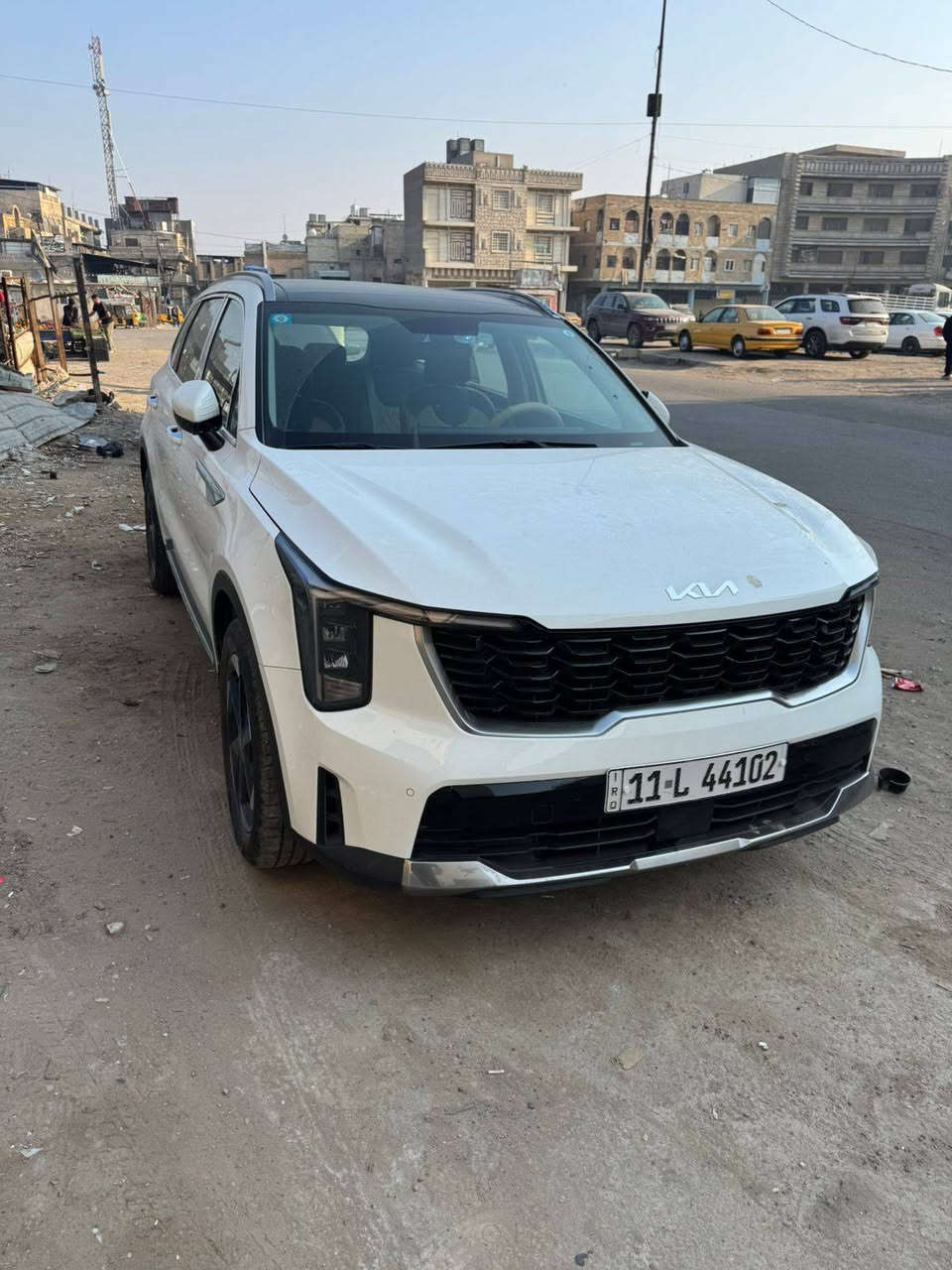 سورنتو 2024
وكالة الدولية 
ماشية 18 الف 
رقم بغداد تحويل مباشر 
مكفولة كفالة عامة 
السيارة 4 سلندر 
بونراما 
كامرة 1 
مكان السيارة بغداد الدورة 
السعر 28000$ يعني شدتين و 80 ورقة وبيها مجال 
***********
***********
