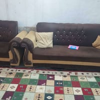 كنب ١٠ مقاعد • مقعد مكسور • مكاني مركز