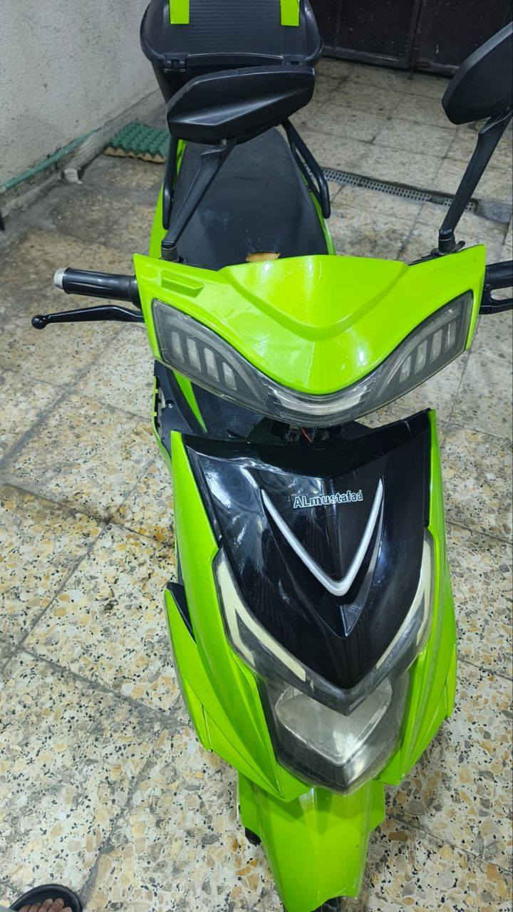 سكنس شحن
6 بطاريات كبار
سرعه 60 حقيقي
نظام سرقه وتشغيل عن بعد + 3 سرع 2 سويج
نظام R رجوع للخلف 
دراجه نظيفه ومابيها اي نقص
السعر 450 وبيها مجال بدون كسر 
مكان بغداد البلديات


**إذا كنت صاحب هذا الإعلان وتريد حذفه لأي سبب، رجاءا أرسل رسالة إلى الدعم الفني**