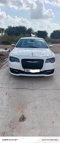 كرايسلر ٣٠٠ • ٢٠٢٣ • محرك ٥٫٧ بنزين