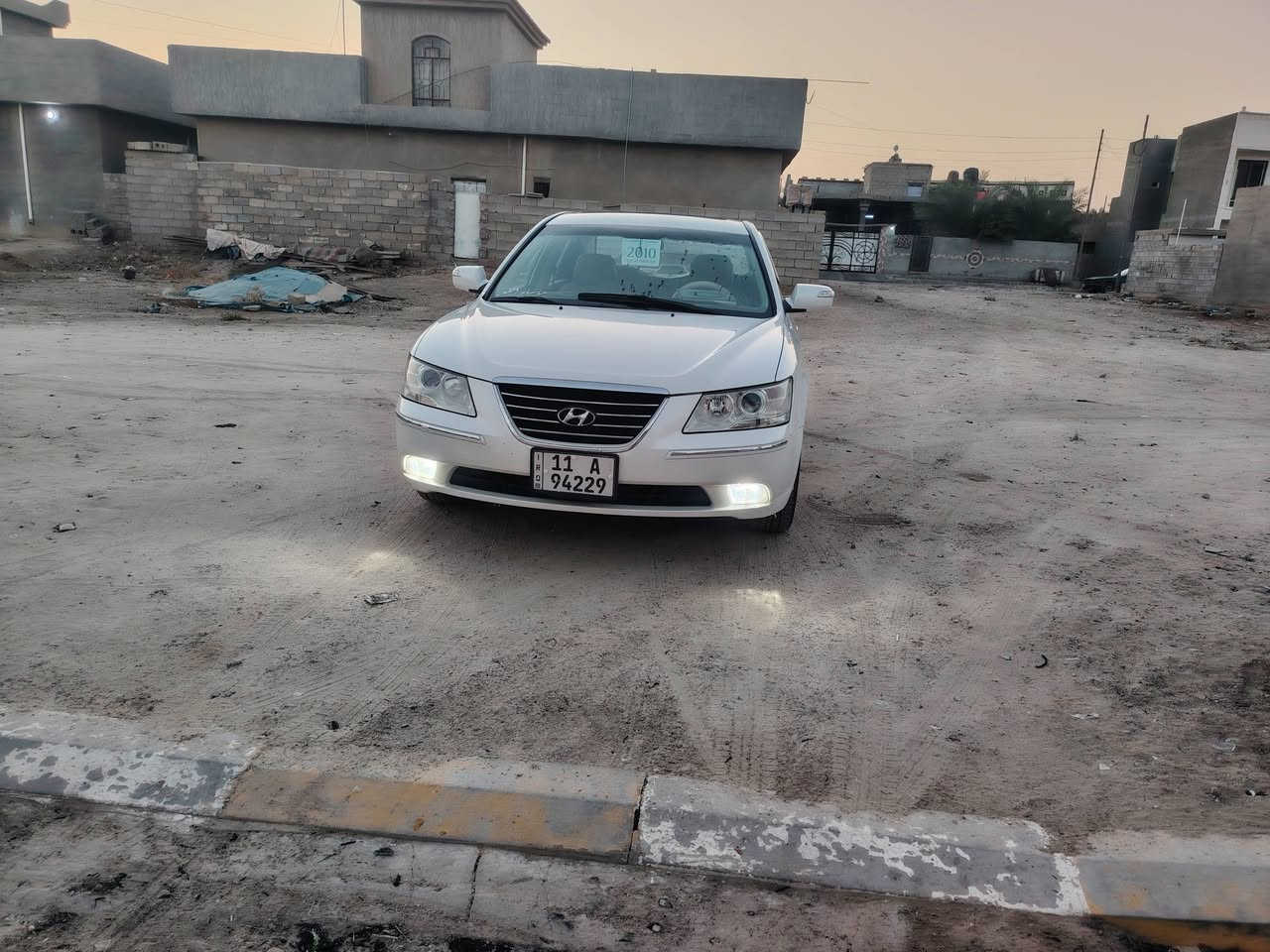 السلام عليكم سياره للبيع سوناتا 2010 محرك 2400 سياره رقم بغداد بيها ثلاث قطع سعر 125  اي استفسار على هذا الرقم ***********
