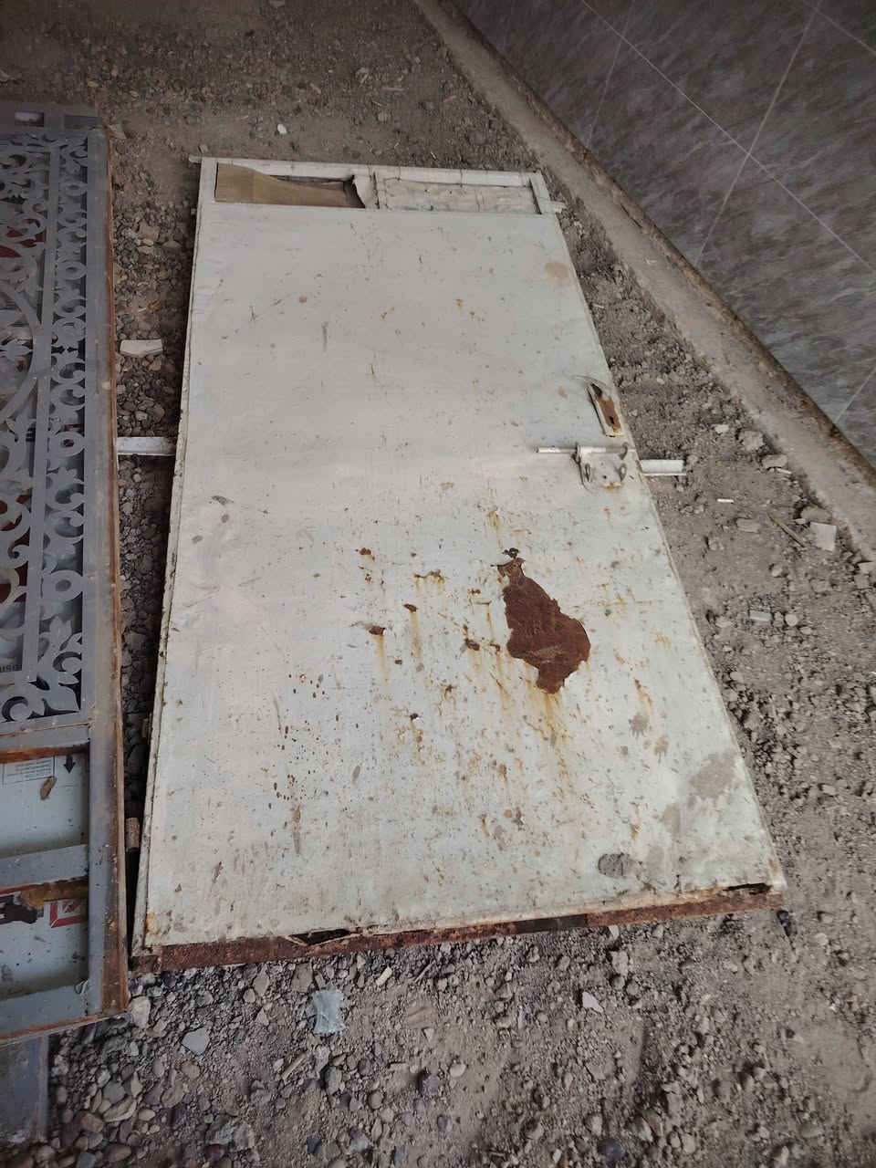 للبيع قيم وخذ ليرضي الله 👍


**إذا كنت صاحب هذا الإعلان وتريد حذفه لأي سبب، رجاءا أرسل رسالة إلى الدعم الفني**