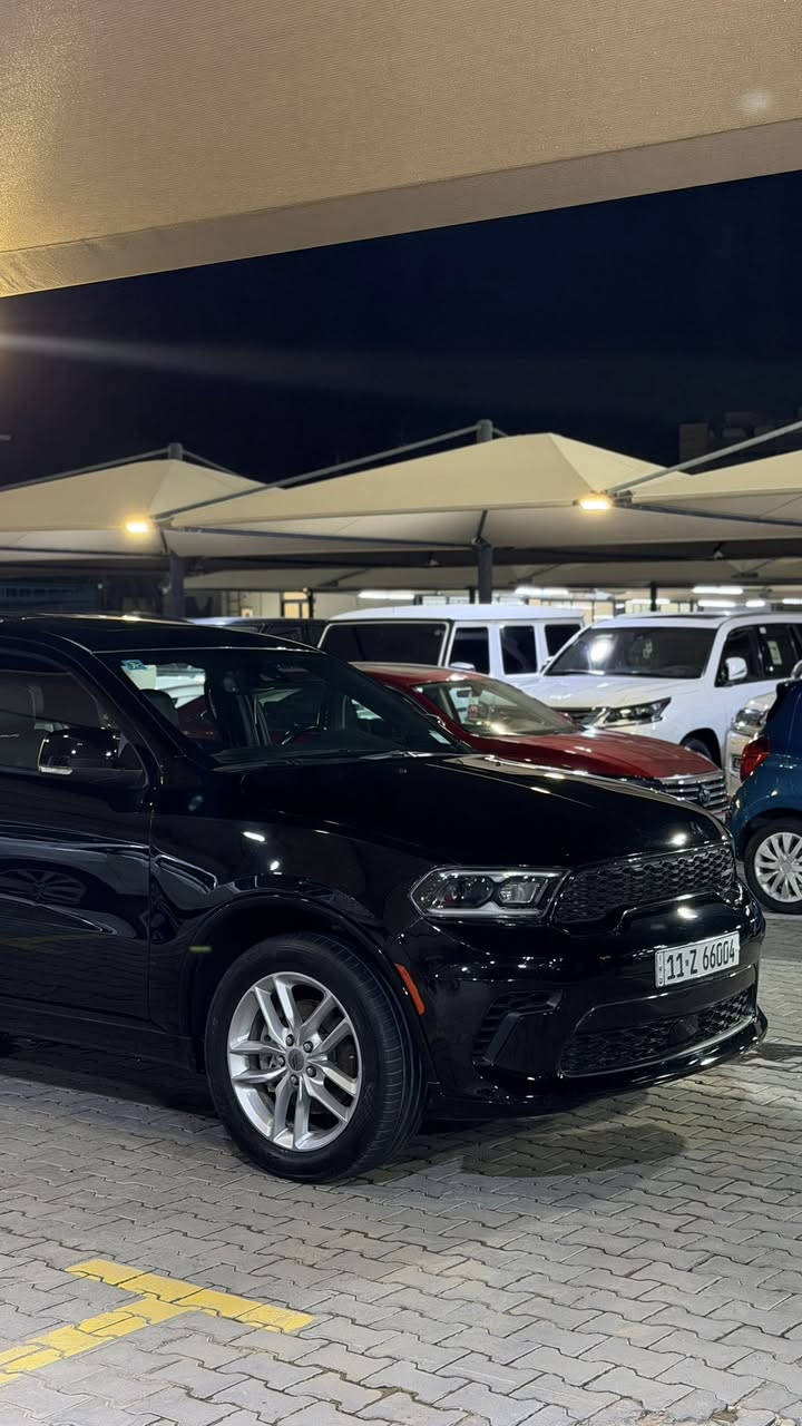 السلام عليكم دوج دورنكوا 2023 GT plus فول مواصفات ماشيه 50 الف كير مكينة كفالة هزة وسنوية جديدات ترقيم جديد 
مكاني كربلاء *********** 
اعلى مواصفات فتحه شاشة كبيرة كشنات اماميه تدفئة تبريد خلفيات تدفئة 3 قطع تبريد 7 راكب كشنات خزن ميموري ستيرن تدفئة رادار امامي 2 وخلفيات وجوانب 

حادثها ربع جاملغ وربع بنيد مصبوغات كلهن بدون دواخل بدون ايرباك 

السعر 📌 285
