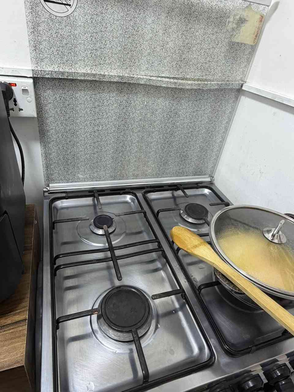 السلام عليكم للبيع طباخ فريش 4 عيون نظيف السعر 150 وبي مجال بسيط


**إذا كنت صاحب هذا الإعلان وتريد حذفه لأي سبب، رجاءا أرسل رسالة إلى الدعم الفني**