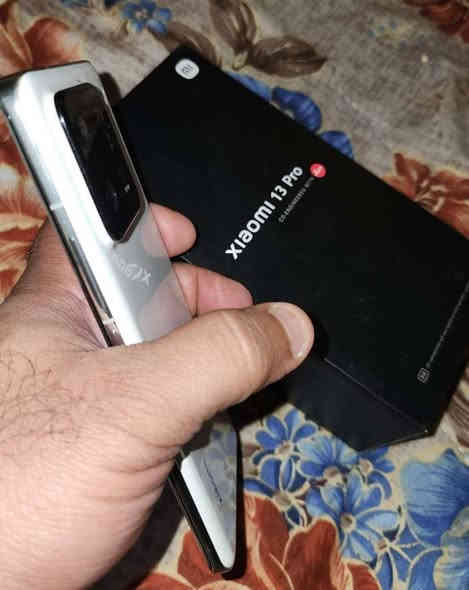 جهاز شاومي 13 برو .. ذاكرة ٥١٢ جهاز كامل ملحقاته الأصلية.. نضيف جدا .. السعر ٦٠٠ الف .. بيع او مراوس .. مكاني بصرة متواجد خاص .. ***********
