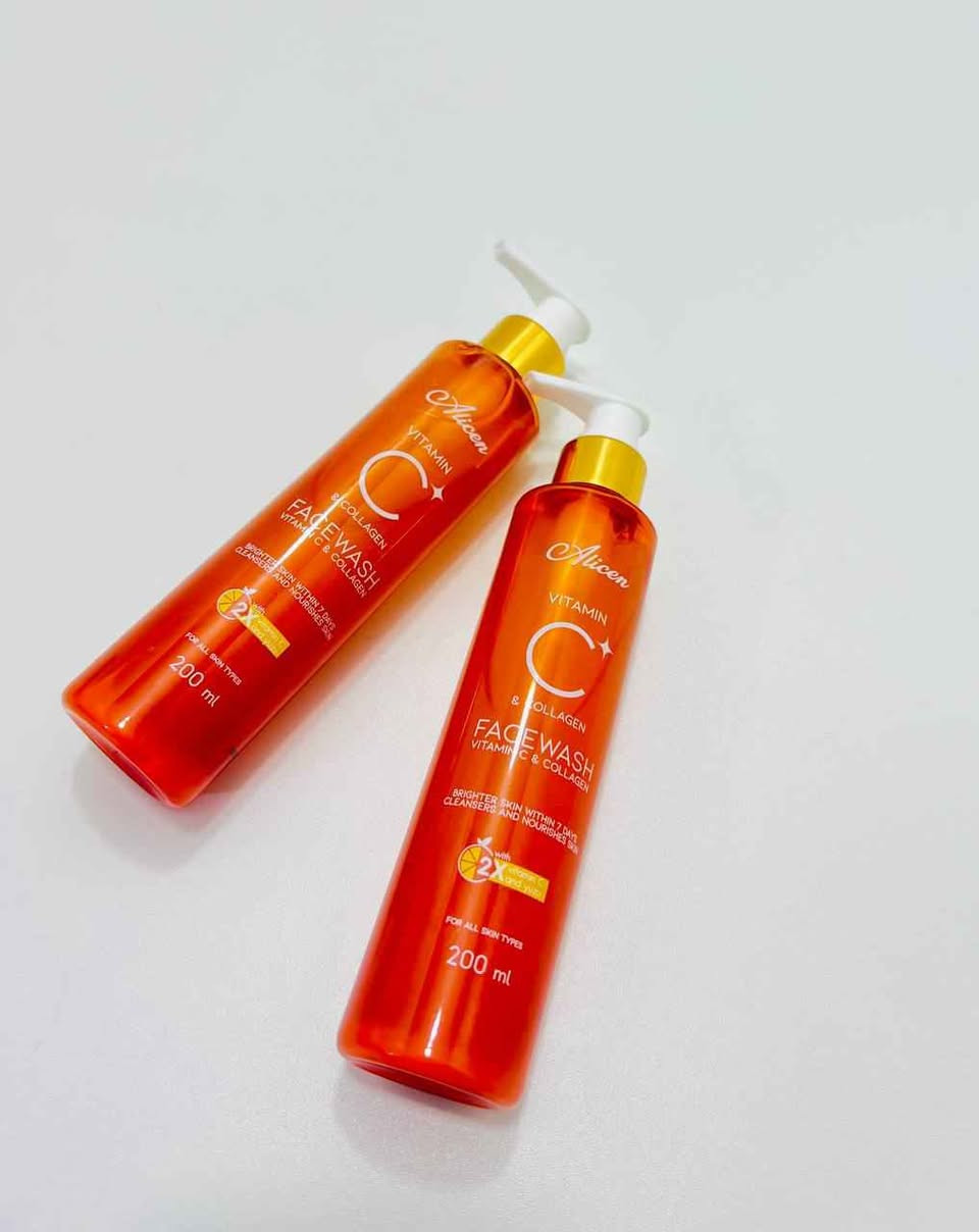 غسول الوجه "أليسين" (Alicen) بفيتامين C والكولاجين هو منتج كوري مصمم لتنظيف البشرة بعمق وتفتيحها ˚ 𓇼𓈒𓏸🎅🏻⋆⭒˚♥𓇼𓈒
يساعد على تبييض البشرة وتجديد خلاياها، ويزيل الجلد الميت، وينظف البشرة بعمق. كما يهدف إلى جعل البشرة أكثر إشراقاً خلال 7 أيام  يحتوي على فيتامين C  يحتوي أيضاً على حمض الهيالورونيك وفيتامينات متعددة للتغذية العميقة والترطيب. 
مناسب لجميع أنواع البشرة بما في ذلك الجافة والحساسة خالي من الكحول والصابون. بغداد, العراق


**إذا كنت صاحب هذا الإعلان وتريد حذفه لأي سبب، رجاءا أرسل رسالة إلى الدعم الفني**