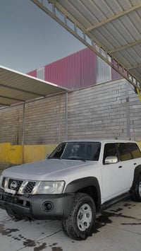 ٢٠٠٨ • استيشن • بنزين غاز