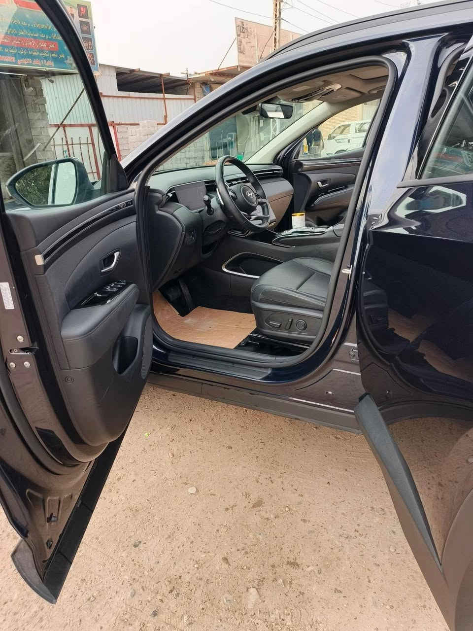 توسان 2024  وارد امريكي هايبرد
تتقدم وتترجع بالريمونت
رقم مميز بغداد انكليزي ترقيم جديد
اعلى مواصفات خاصه لمتد 1/1 VIP.  بدون اي تبديل ليبل واحد بدون ايرباك كلهن سليمات 
 بصمه + بصمه ابواب لمس
 بانوراما 
كيج الكتروني متغير 
كاميرات ٥
كير دكمه 
نقط عمياء
رادارات امامي خلفي جانبي
تتقدم للامام وللخلف ب بصمه
هندبريك بصمه
كشنات كهرباء
كشنات جلد اسود
كشنات خزن ميموري
كشنات تبريد وتدفئه امامي خلفي 
وتدفئه استيرن
قياده اليه
بك لايت لد
 لايت لد + زينون
شاشة كبيرة لمس
من تشغل اشارة يقلب الكيج كامره
 اشارة جانبيه
تثبيت سرعة
ويل كب كبير كروم
تحديد مسار 
فول تحكمات ستيرن
تبريد لمس
 السماعات شركة BOSE
 شحن وايرلس
نظام gps خرائط
 شفتات كير ب ستيرن
حساسات امامي خلفي
تشغيل عن بعد 
 اوتو بارك 
 مود ادرايف اقتصادي - سمارت - سوبر -وثلجي 
نظام نزول منحدرات 
تبريد قطعتين امامي خلفي 
ويل كب حجم 19
 شاشه ابل كار بلي  
 اوتو هولد

بغداد المحموديه
*********** اتصال
*********** واتساب
