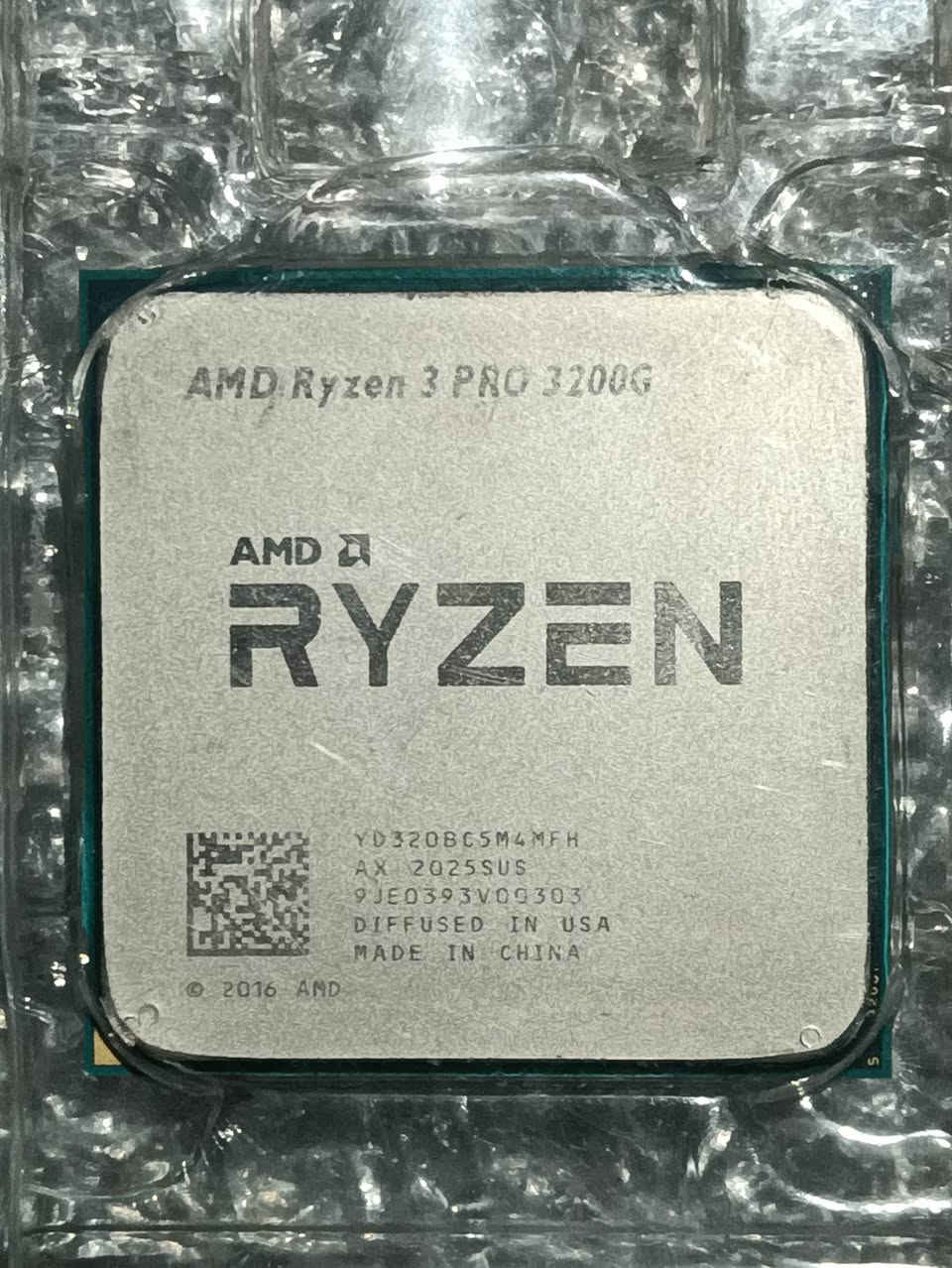 🚀🔥 إعلان بيع قطع كمبيوتر ولابتوبات بأسعار منافسة 🔥🚀
📢 متوفر حالياً:
🖥️ المعالجات ✅ AMD Ryzen 3 PRO 3200G — 70,000 د.ع

60,000IQD 
AMD Ryzen 3 3200G  د.ع ✅  
Intel Core i3-9100F — 45,000 د.ع
🧠 الرامات ✅ JUHOR DDR3 16GB (2×8GB) 1600MHz — 40,000 د.ع
✅ DDR3 Laptop RAM 8GB 1600MHz — 15,000 د.ع

💾 التخزين ✅ SSD Portable M.2 1TB — 30,000 د.ع ✅ 

SSD Portable M.2 2TB — 40,000 د.ع ✅

LENOVO ThinkPlus NVMe M.2 SSD 256GB — 50,000 د.ع
❄️ التبريد والإكسسوارات ✅ AMD Ryzen Cooler (Black Edition) — 40,000 د.ع ✅ 

Computer Case Cooler —  د.ع ✅ 3× Black Case Fans  د.ع 40,000✅ 
HDD Caddy / HDD Slot 
لابتوب —و كمبيوتر 35,000 د.ع

🎮 قطع متنوعة ✅ Laptop GPU (مستعمل) — 25,000 د.ع 
Motherboard b250H gen 6&7 33,000IQD فحم!
Power supply 400W X-PACTOR 33,000IQD 

✅ Laptop Surface — للاستفسار على الخاص
💻 Laptop Surface 🔹 Intel Core i5 Gen 8U 🔹 8GB DDR4 RAM 🔹 256GB SSD 💰 410,000 د.ع
🚚 التوصيل متوفر لجميع المحافظات 💵 أجور التوصيل: 5,000 د.ع فقط
⭐ أسعار مناسبة ⭐ قطع مجربة ومفحوصة ⭐ الحجز والاستفسار عبر الخاص
📩 راسلني الآن قبل نفاد الكمية! 🔥💯 و بي مجال 🥰


**إذا كنت صاحب هذا الإعلان وتريد حذفه لأي سبب، رجاءا أرسل رسالة إلى الدعم الفني**