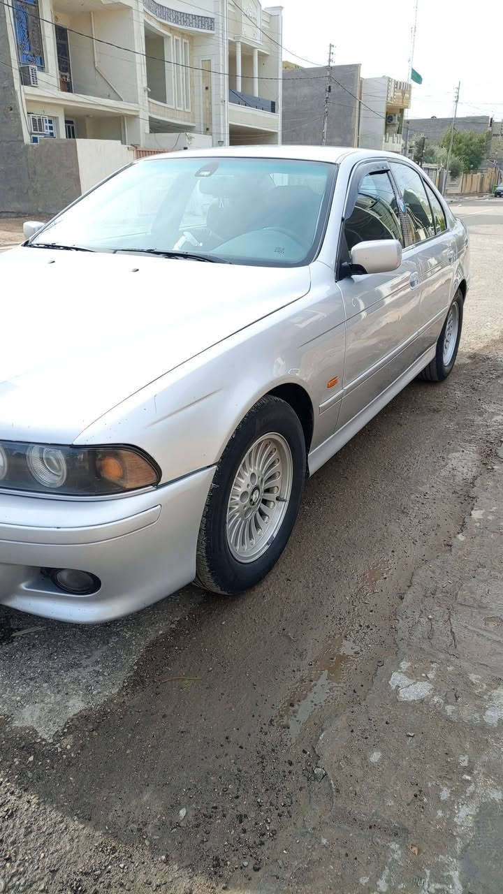 للبيع بي ام صقر 528i 
خير من الله كير محرك شرط
للتواصل ***********
السعر 105 بي مجال بصيط
