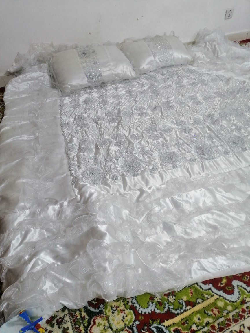 فرشه عرس نظيفه السعر عالخاص


**إذا كنت صاحب هذا الإعلان وتريد حذفه لأي سبب، رجاءا أرسل رسالة إلى الدعم الفني**