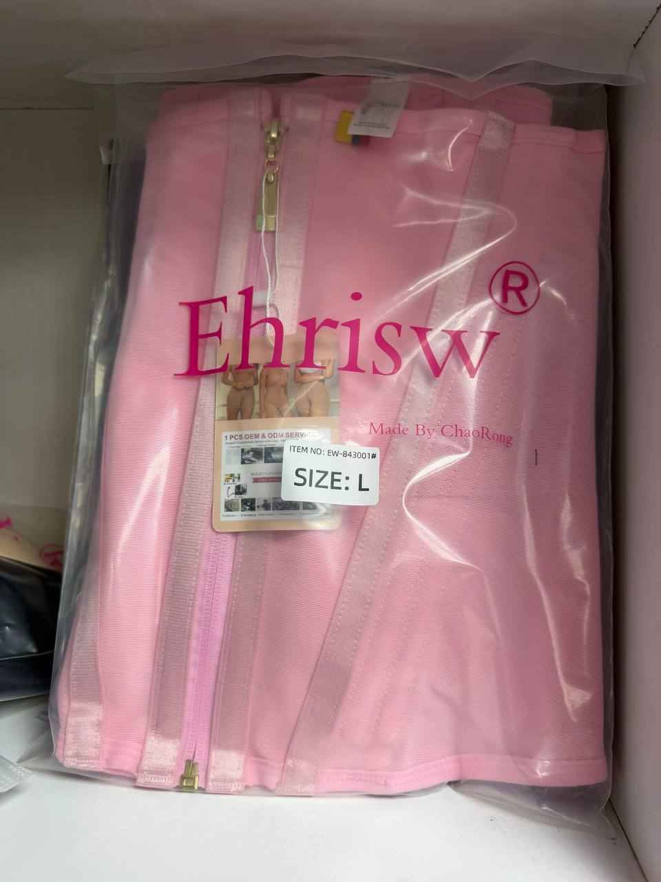 مشد الكولومبي ⌛🩱
مشد علاجي وللمناسبات مشد للبطن والظهر ينحت الخصر بشكل رباعي ينزل من مقاس الخصر اكثر من ١٥ سانتي وقت لبس علاجي وقت الالتزام ٨ ساعات باليوم عبارة عن مشد واحد  طباقي وسحاب  لنحت وشد البطن لما بعد الولادة الطبيعية والقيصرية او الي مو والده ✅😍😍😍بس الي تعاني من بروز البطن بشكل كبير

يعمل ٣ مرات علي شد الترهلات البطن وتنحيف حجم الخصر مع المداومة بالأستعمال😍

يعمل علي تقليل الشهية لانه يضغط بشكل كبير علي البطن✅

أستعمال بعد الولادة يرد البطن لشكلها الطبيعي ويقوم عضلات البطن المترهلة..✅
يسند الظهر ويقومه✅
ينفع لعمليات الشد والنحت والشفط ✅
بشكل عام يعمل على تنحيف ورسم الخصر✅
ينفع حق النادي والرياضة ✅
يستخدم بعد الولادة الطبيعية بعد ٣ ايام ✅ والولادة القيصرية بعد ٤٥ يوم ✔️

مشد خصر الساعة الرملية 
بديل النحت والشفط
خامة درجة اولى

13 مسند حديد لمنع الالتفاف
15 خط كلبسات

M - L - XL - 2XL - 3XL 

صنع في كولمبيا 🇨🇴

#توصيل جميع المحافظات 🚗🚗 بغداد, العراق


**إذا كنت صاحب هذا الإعلان وتريد حذفه لأي سبب، رجاءا أرسل رسالة إلى الدعم الفني**