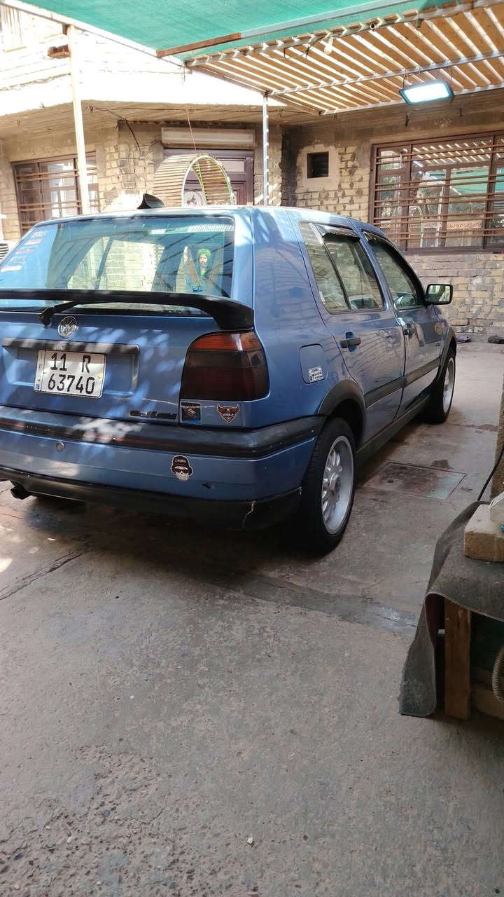 السلام عليكم كولف مديل 93 مكينه 2000 كير اتو ماتيك السياره جاهسه دبلات مامي خلفي جديد تخم تاير جديد ويلكب مال كصه جديد كهربايات كلها شغاله جام كهرباي الايتات زنون سياره بسمي نتها السنويه 2030 هزه جديده مكان السياره بغداد الزعفرانيه السفسار ***********
