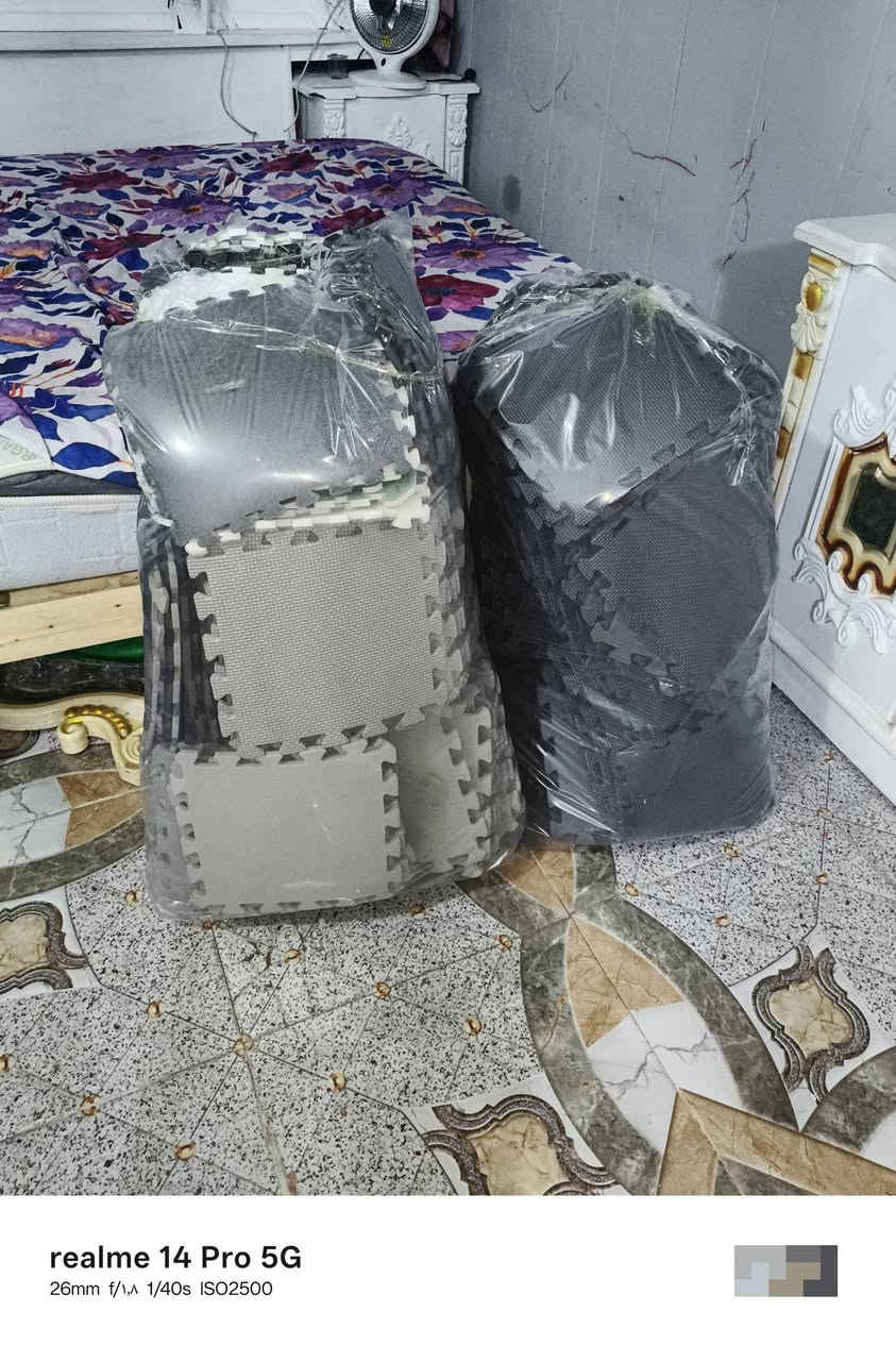 كاربت ارضيات قطع مربعات جلد حته طفل من يطيح ماعليه شي 
اخر شي ذني جيسين العدد 190 قطعه كلهن ب 40 ع اول تم 

@


**إذا كنت صاحب هذا الإعلان وتريد حذفه لأي سبب، رجاءا أرسل رسالة إلى الدعم الفني**