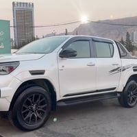 2023 07715356683.   450$