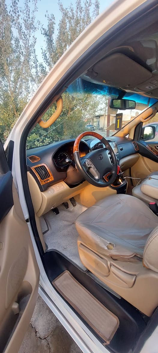 سلام عليكم ستاركس موديل 2015 مكينه جديده سياره جاهزه بيهه صبغ بل جاملغ الخلفي شي بصيط العنوان واسط الصويره السعر 180 الهاتف ***********
