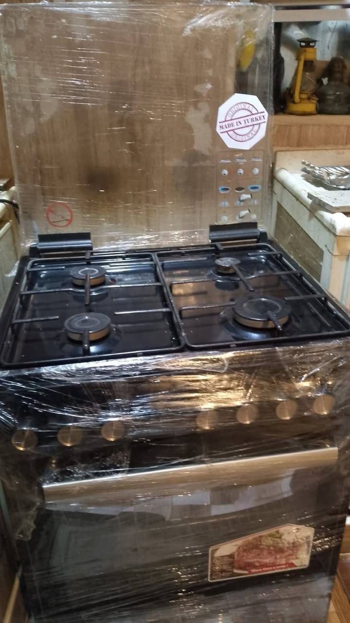 طباخ ستوني مشتري  4عيون وفرن شرط شغل السعر 225وبي مجال العنوان منطقة البهادريه تصال او وتساب ***********
