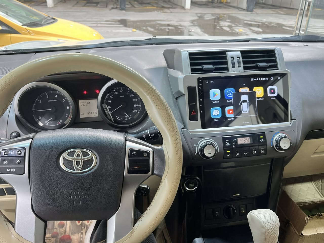 اسلام عليكم للبيع ابرادو 2014 شركه ساز بيها نص باب خلفي صبغ  او سونرها مرفوق بصور السياره ماشيه 126000الف كيلو السياره مقاعد جلد كهرباء اسلايت  بصمه  سته سلندر  رقم بغداد بسمي تحويل ثاني يوم.  العنون بغداد شارع فلسطين. السعر المطلوب 290 او بيها مجال بسيط الاستفسار على  الرقم. ***********
