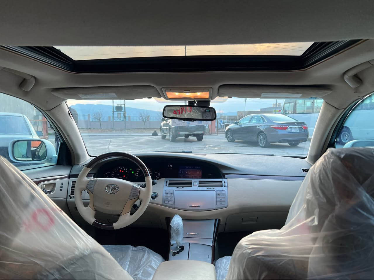 اڤلؤن 2008لئزه ري دووبي زؤر پاكه گئر مه كينه به شه رت قه پات مه سه فات لميتت فول گؤرينه وه ش ده كه م به شتئك به دلم بي شوئن سؤران *********** ڤايبه ر وه تسئاپ سحر ٦٥ أربيل, العراق
