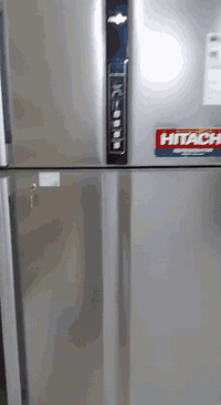 السلام عليكم متاح ثلاجه مجمده السعر 650 الف بيه مجال قليلاستعمال قليل  عنوان مدينة الصدر حي الكوفه ***********
