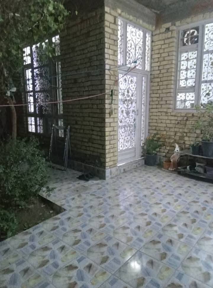 بيت للبيع طابو صرف مساحه 177 م الحي العسكري شارع بيت لوفي بناء حديث 
الاتصال ***********
