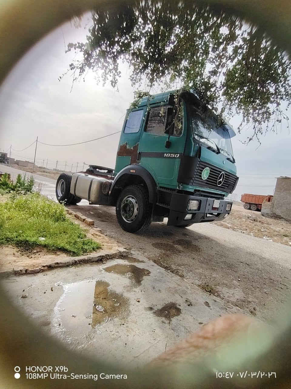 للبيع  محرك 35دبل تيربو كير 130 اكسل جي أف تلفزيوني تخم تاير راس وعربانة عربانة ألماني براد 16دناكير 16 سيارة جاهز للعمل رقم ذي قار ألماني 3الوحات قلاب  *********** مكاني النجف
