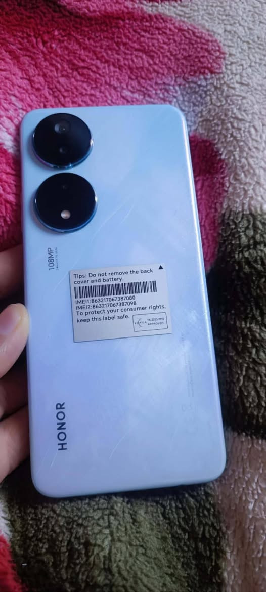 للبيع X7b مستخدم 20يوم فقط السعر 160 كامل ملحقات ***********وتساب
