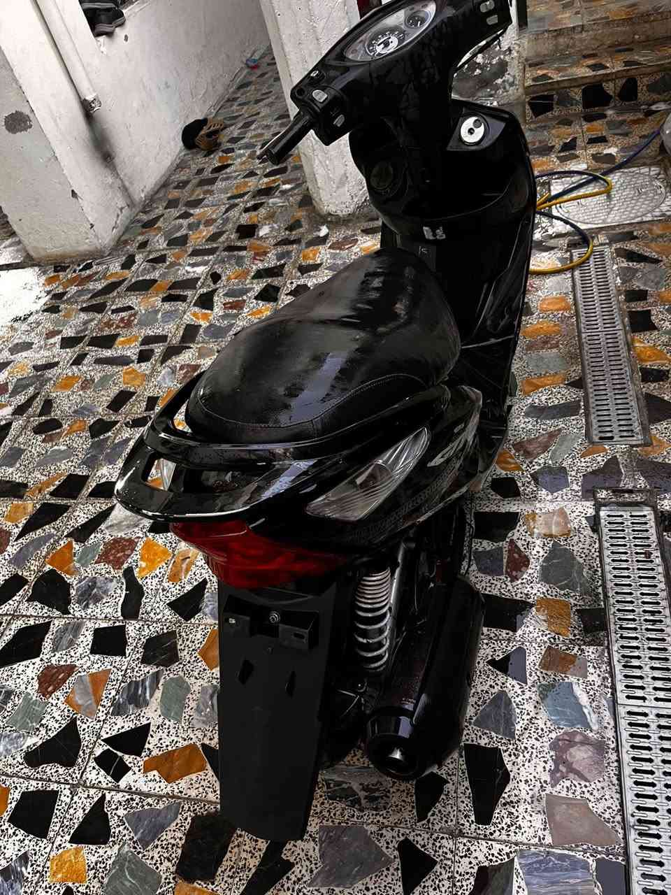 السلام عليكم دراجه ثعلب 140
كفاله عامه كفرات ومكينه 
دراجه نظيفة كله دهن موتل 
سعر 700 وبيع مجال للشراي 
للاستفسار رقم الهاتف ***********
واتساب فقط هذا ***********
