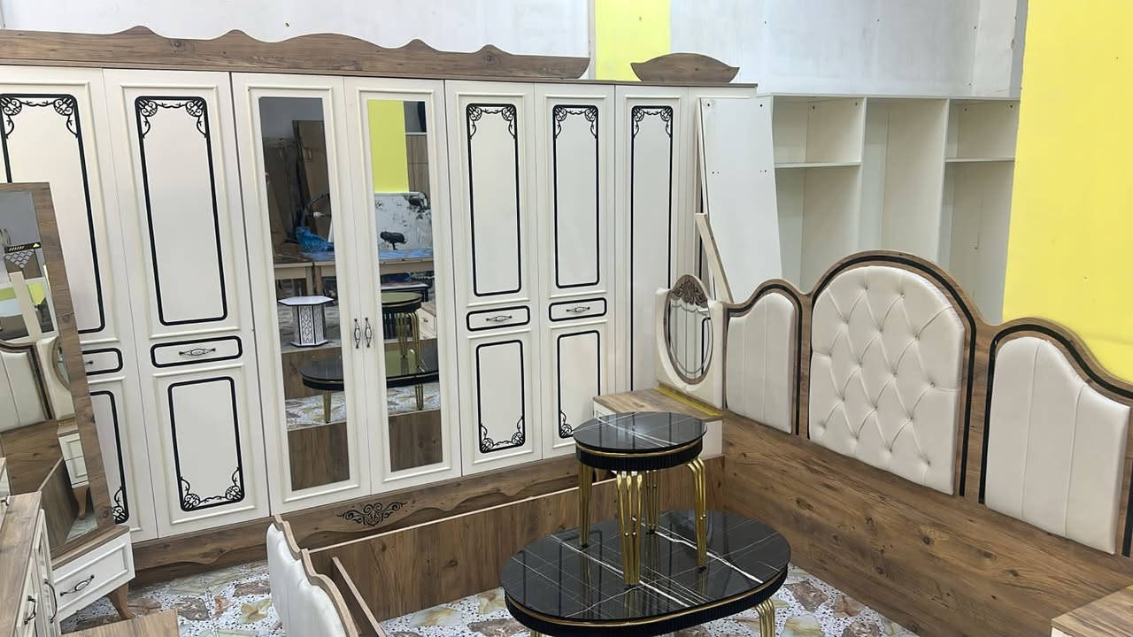 السلام عليكم اليي يريد تنصيب غرفه صيانه غرف اثاث طبلات شد بردات الي بالكم ونجيكم لباب لبيت كل مناطق سماوة والاقضيه ونواحي  للاستفسار مراسله لصفحه  الاتصال او مراسله رقم
***********
