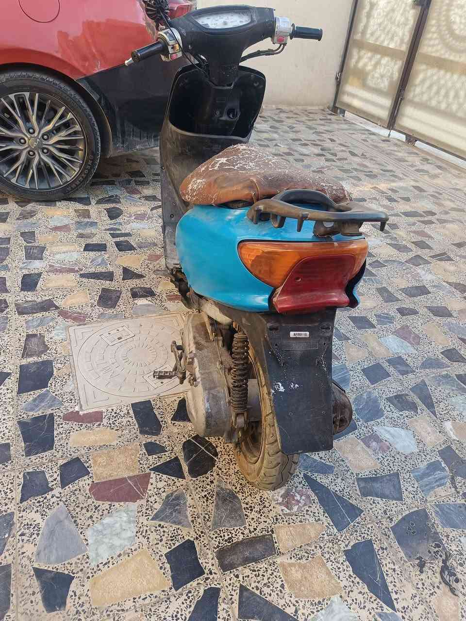 سلام عليكم دراجة عصفوريه البيع شغاله بيه نقوصات بسيطه سعر دراجه 110بيه مجال تجي تفحص و شوف بعينك عنوان مشتل معسكر مال مشتل لاستفسار على رقم فقط مراسله بدون تصال ***********
