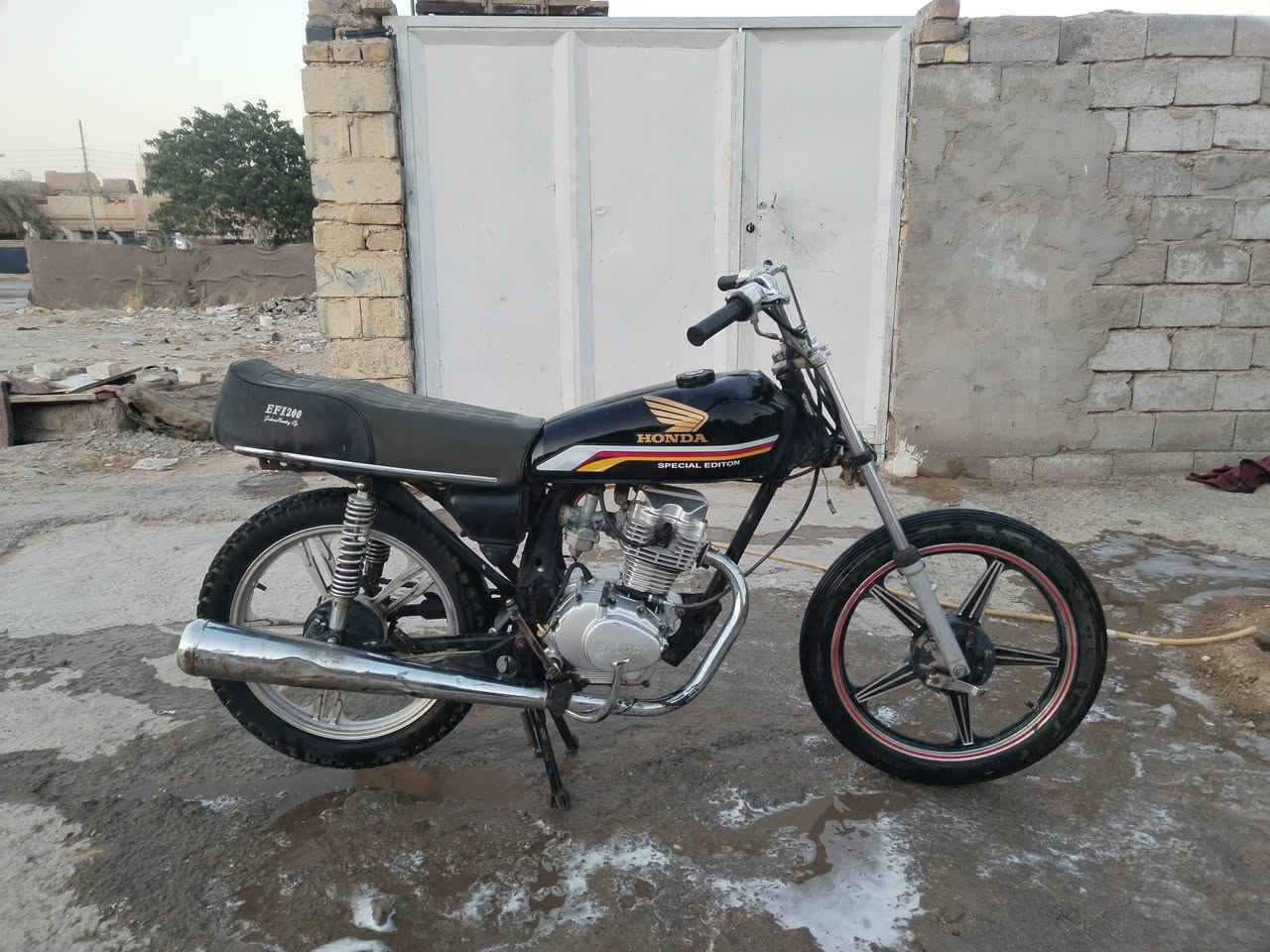 السلام عليكم دراجه اربعه كير كلك بيهة خيط بخار قليل السعر 225 وبيه مجال قليل مكان نجف حي لمكرمه ***********
