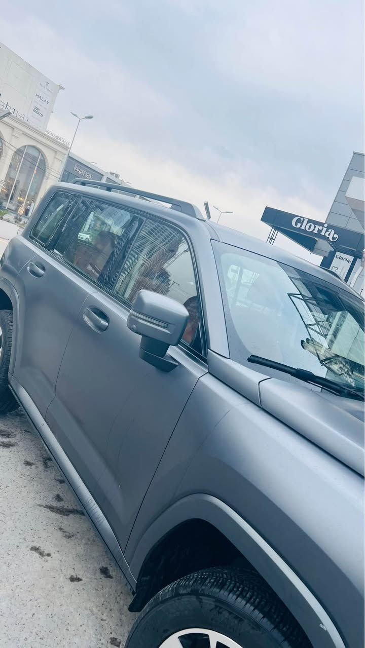 � هفال H9 موديل 2025 فل مواصفات
✔️ ماشي 6 آلاف كم فقط
✔️ كفالا عامه دعاميه للدعاميه بشرط 
✔️ بدون صبغ
✔️ محرك 2.0 تيربو
✔️ كير أوتوماتيك 8 سرعات
✔️ دبل ثقيل وخفيف (دفع رباعي حقيقي)
✔️ 7 ركاب
✔️ فتحة سقف بانوراما
✔️ شاشه كبيرة مع نظام ملاحة
✔️ كامرات 360 درجة
✔️ حساسات أمامي وخلفي
✔️ تبريد وتسخين مقاعد
✔️ تشغيل بصمة + دخول ذكي
✔️ نظام المحافظة على المسار
✔️ مثبت سرعة ذكي
✔️ نظام النقطة العمياء
✔️ داخلية جلد فخم
✔️ تبريد خلفي
✔️مكان السياره اربيل 
✔️السعر 320 ورقه وبيها مجال أربيل, العراق


**إذا كنت صاحب هذا الإعلان وتريد حذفه لأي سبب، رجاءا أرسل رسالة إلى الدعم الفني**