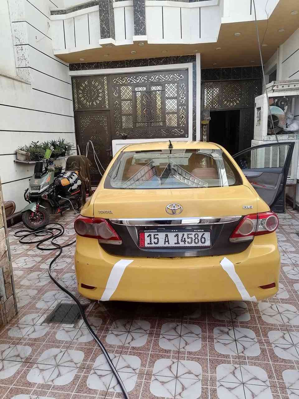 السعر ٧٥ وبيه مجال بصيطه كورلا ١٠ محدثه ١٣ وكير ومحرك ١٩ وارد مريكي ضربته جاملغ ونص لصندوك وجملغ مامي كير ومحرك جديد لا تنقيص ولا تخبير كفاله بسمي مصفره من هيئة ومن مرور تبريد ثلج مكان سياره رمادي *********** السعر ٧٥ وبيه مجال بصيطه كهربائي كله شغاله صدره جديد هزه بعده مامنتهيه وشرط تحويل فقط بيع اعتذر عن لمرواس ول قصط رقمه نبار بسمي
