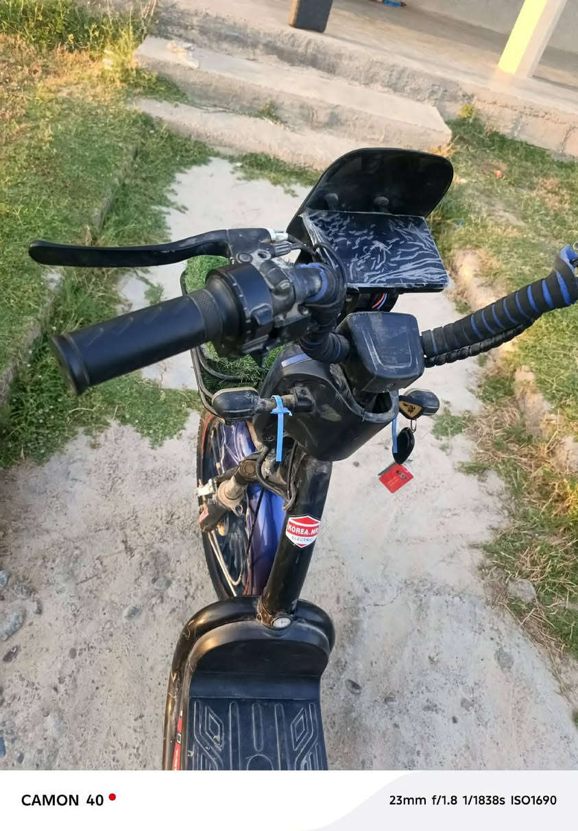 مطور شحن نضيف وباترياتو جدد وعقل جديد وكلشي نضيف ويا شاحنة حجمو عشرين نزل سعريعجبني ابيعك


**إذا كنت صاحب هذا الإعلان وتريد حذفه لأي سبب، رجاءا أرسل رسالة إلى الدعم الفني**